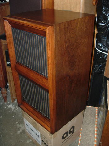 Mcintosh ML-1c speakers Local P/U 98042