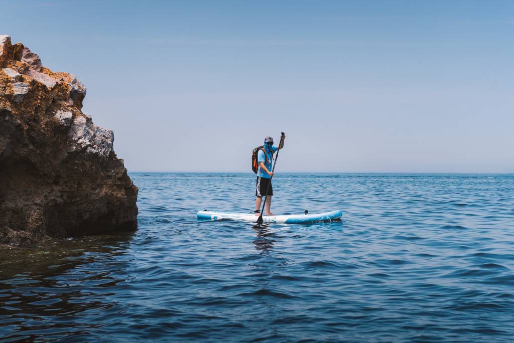 Best inflatable stand up paddle board in Canada