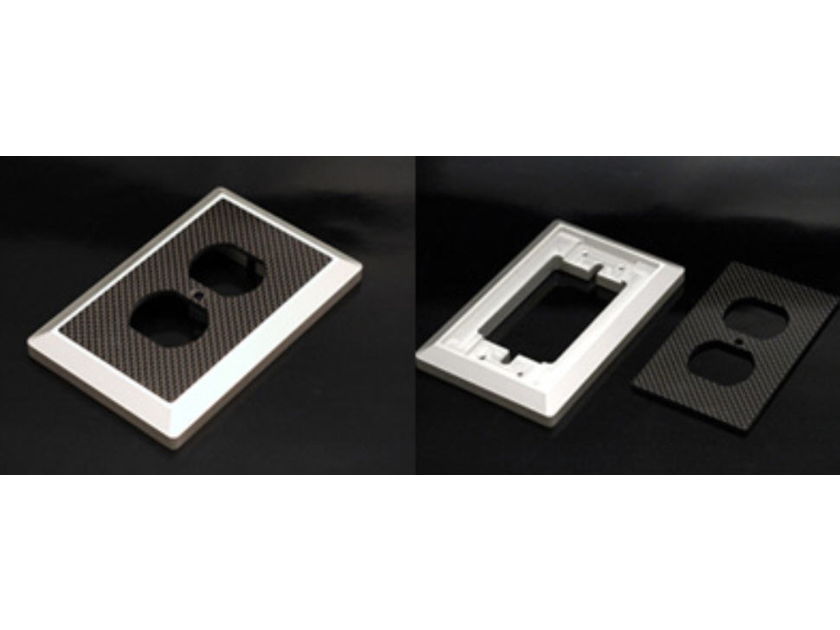 Oyaide WPC-Z  Carbon Wall-plate