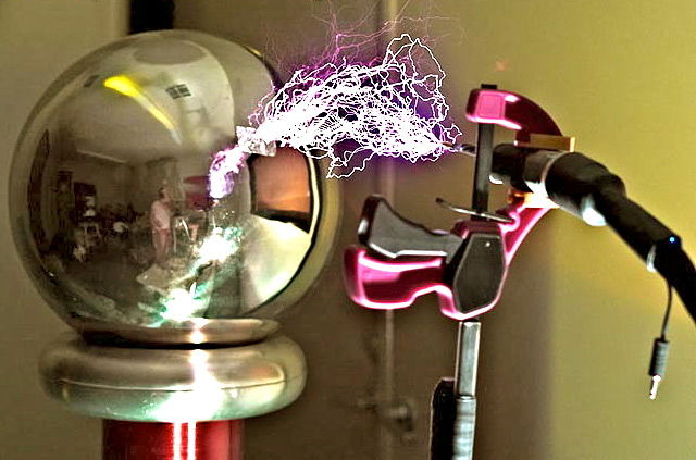 1 Million Volts Tesla Coil Quantum Tunneling process 