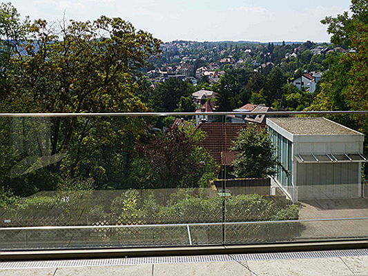  Tübingen
- Diese hochwertige Wohnung in Premiumlage am Killesberg vermarktet Engel & Völkers Stuttgart derzeit für 2,9 Millionen Euro.(Bildquelle: Engel & Völkers Stuttgart)