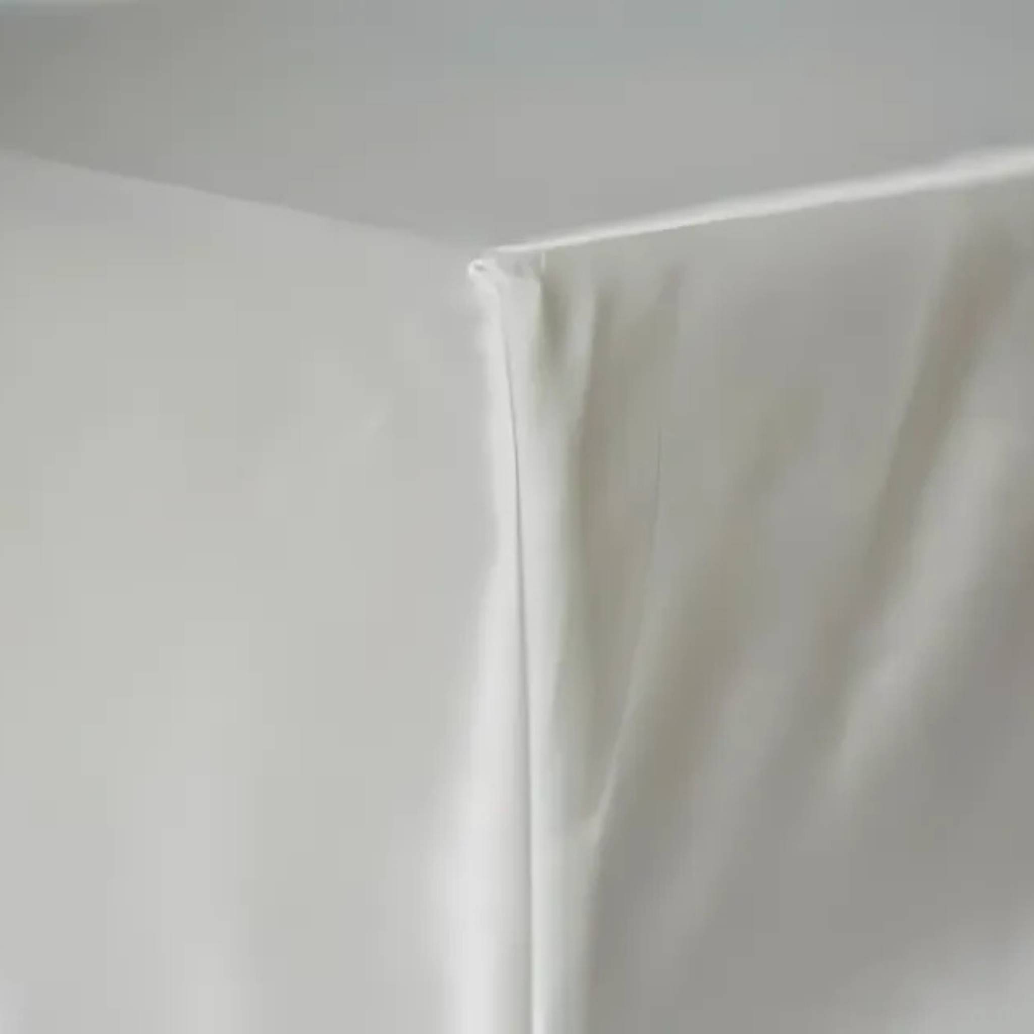silk fitted sheet with 35cm tailored corners