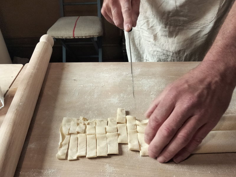 Food & Wine Tours Lucca: Taste of Lucca: Food Shopping & Tagliatelle Experience