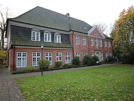 Hamburg
- Stavenhagenhaus.jpg