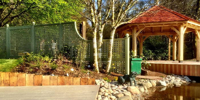 Painted Garden Trellis 