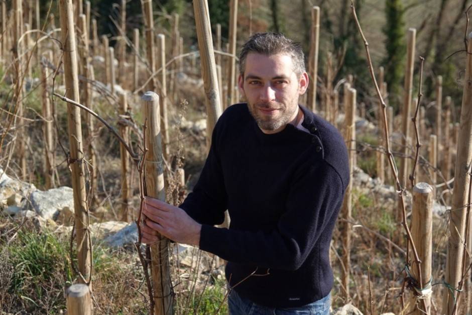 Domaine Lombard, qui s'attèle à faire revivre un vignoble oublié et pourtant il y avait de la vigne du temps des romains. Le cru de Brézème