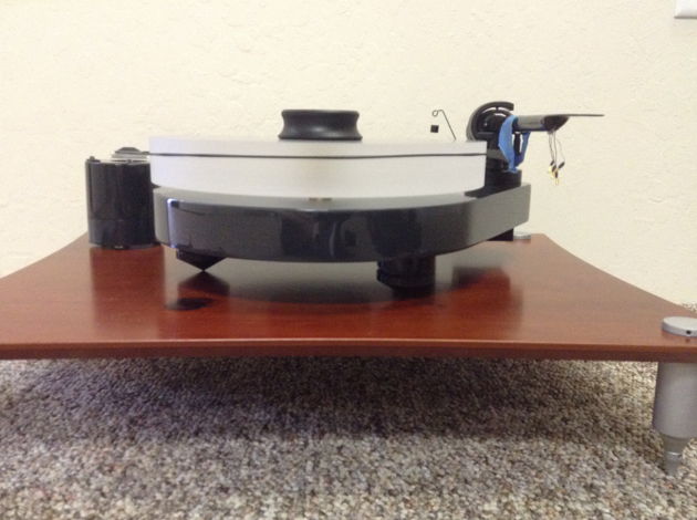 Project 9.1 Series Turntable