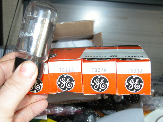 SLEEVE OF 5 NEW GENERAL ELECTRIC 7027A TUBES USED FOR A...