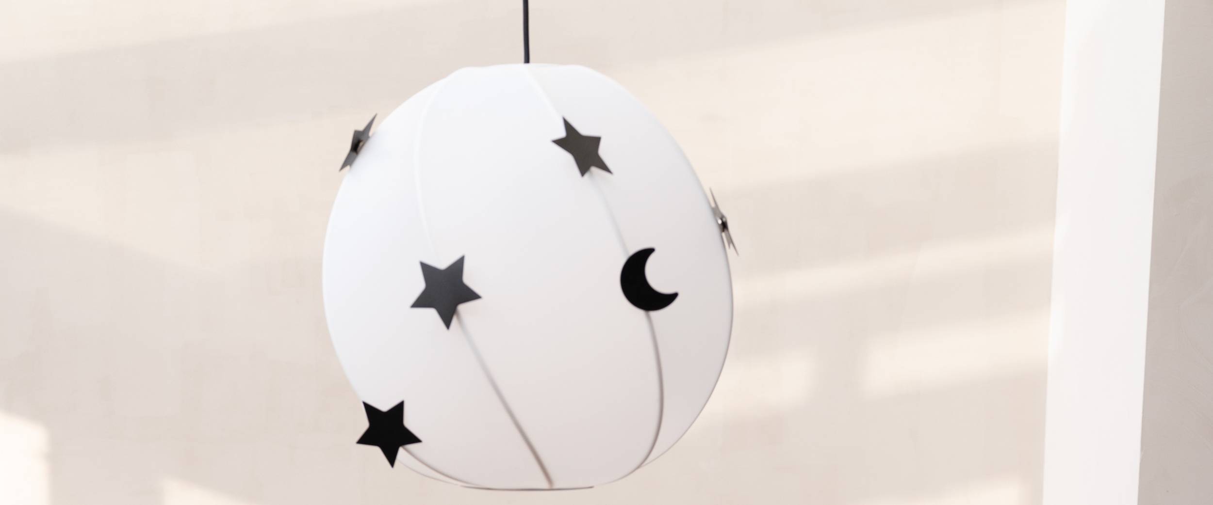 Nice Nofred Kids Lamp hanging in the celling