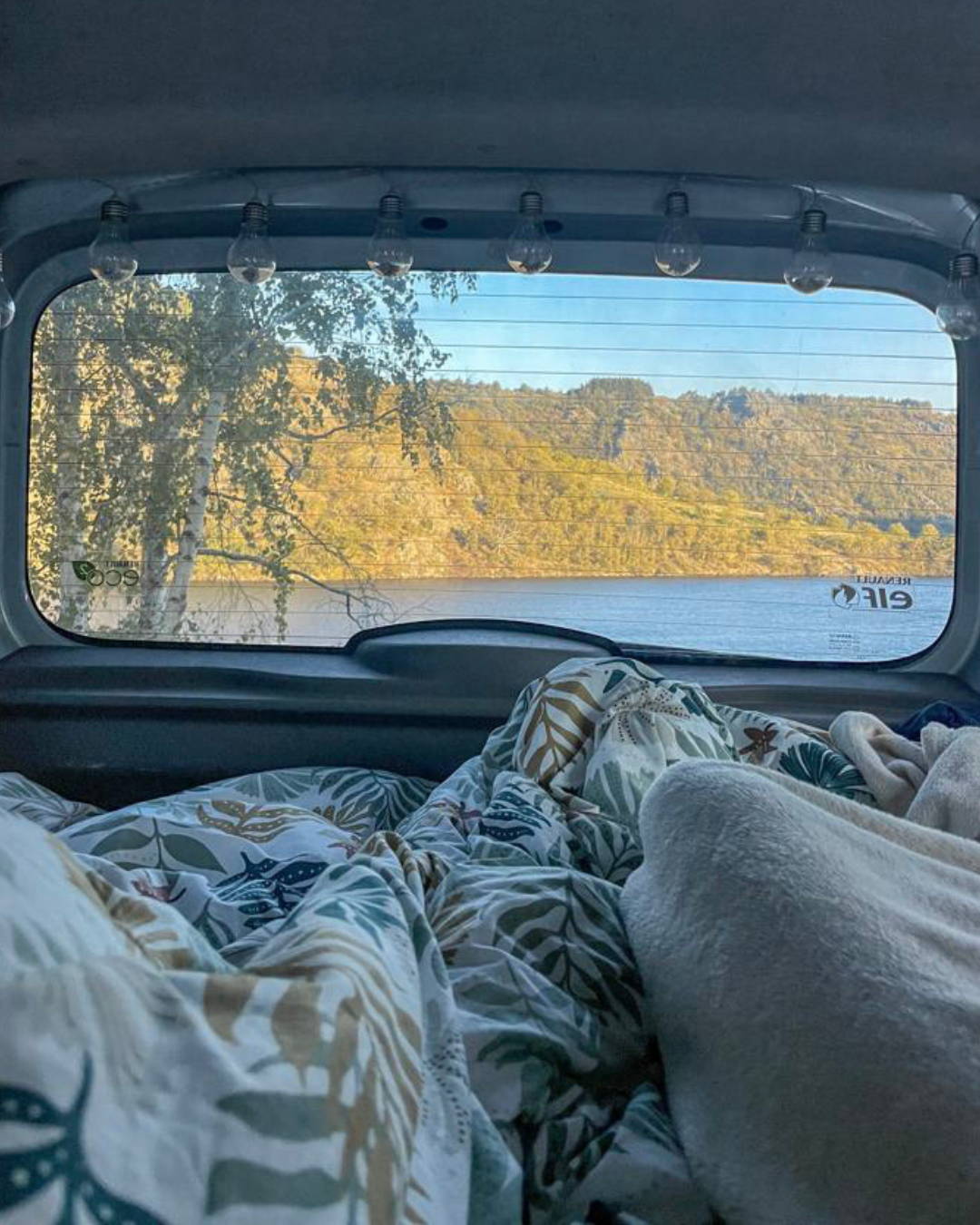 roadtrip - automne - spot - paysage - indispensable - plaid