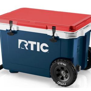 Ultra-Light Wheeled Cooler