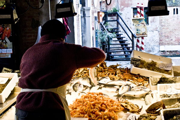 Market tour and Dining Experience in Venice
