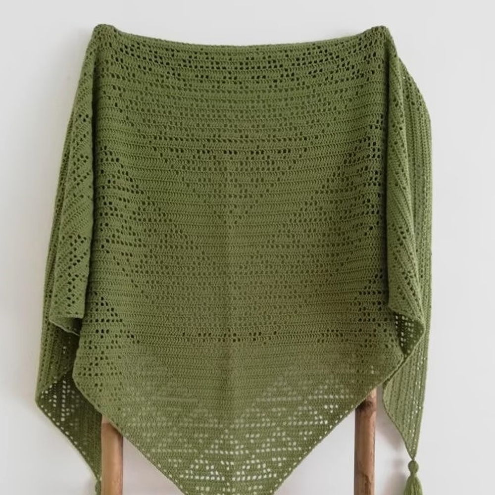 "It's all about Triangle" shawl