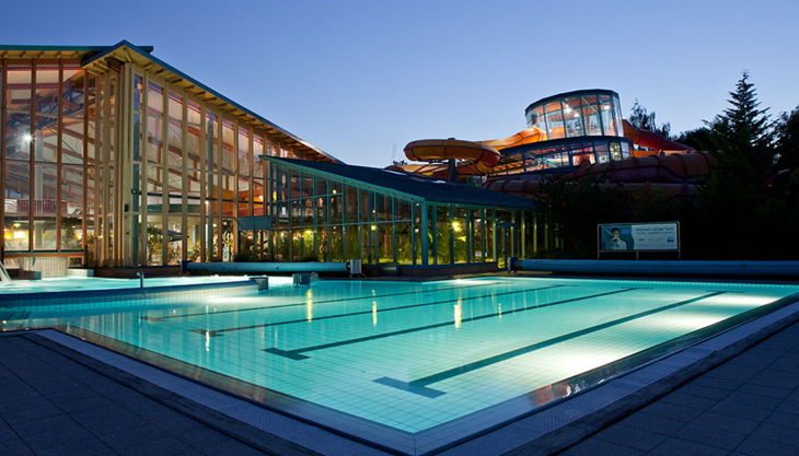 bg wonnemar wismar schwimmanlage außen freibad