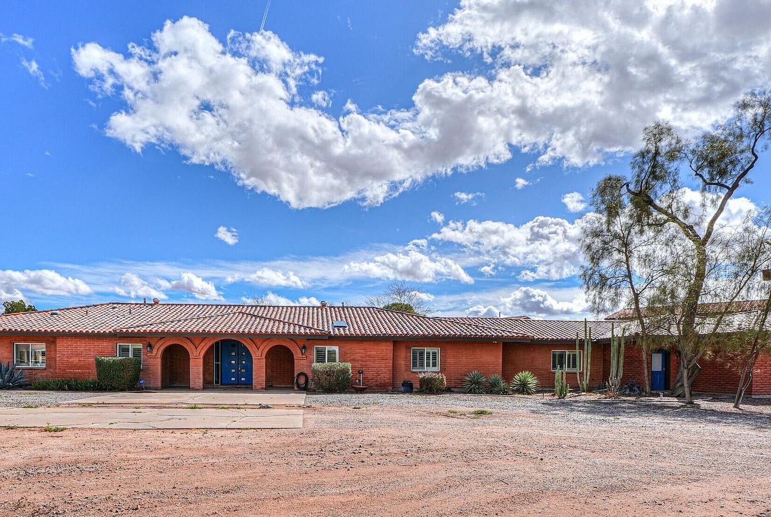 Slideshow image