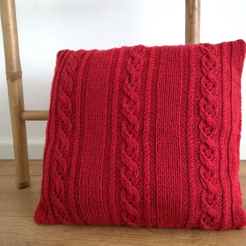 Theia Cable Cushion