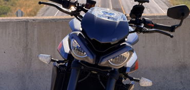 2025 TRIUMPH STREET TRIPLE 765 RS motorcycle for rent near Tustin, CA