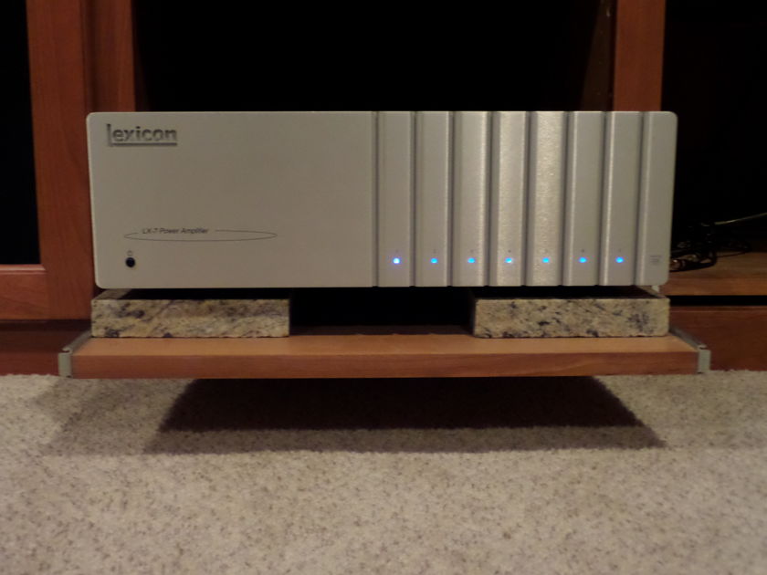 Lexicon LX-7 Silver 7 x 200W Amplifier