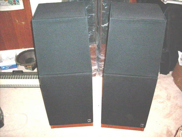 Kef 105.4 Reference Series Speakers