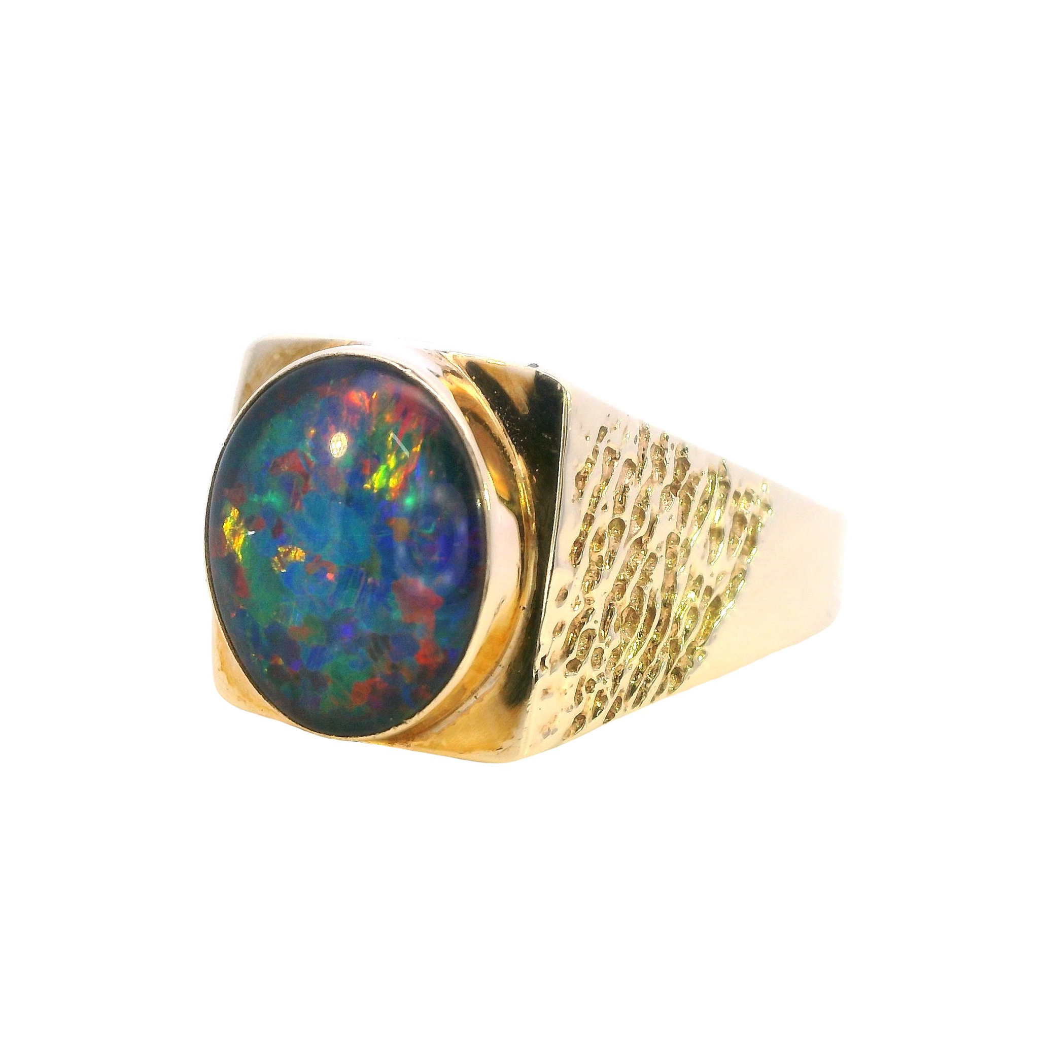Unisex Yellow Gold Opal Ring - Image 3