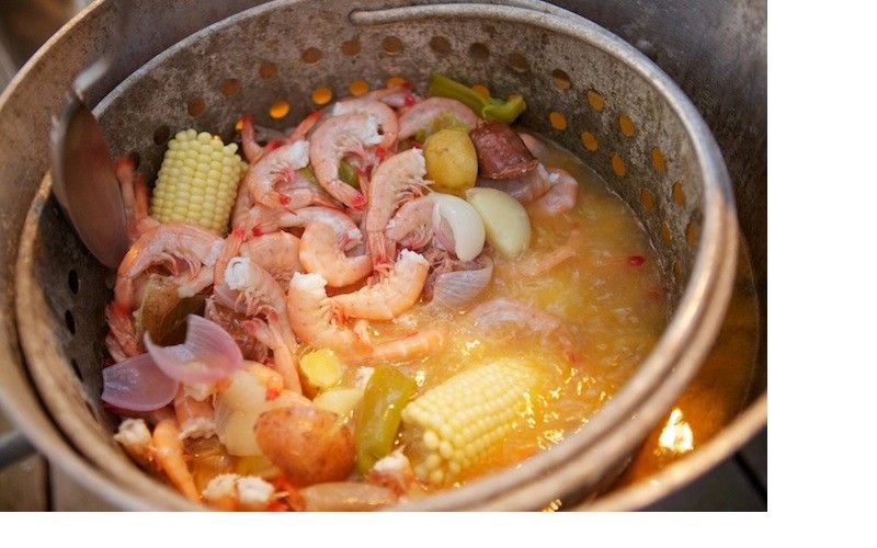 City Paper | Eat This Tonight: Shrimp, sausage, potatoes, and corn