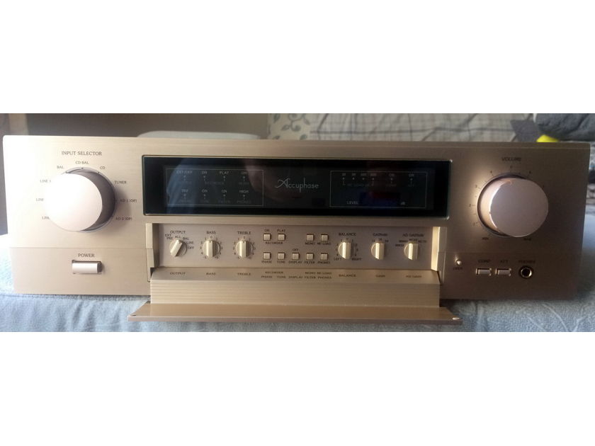 Accuphase C2420 Pre amp