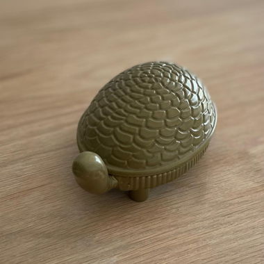 Turtle candle holder