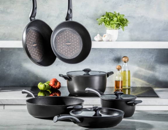 Le Creuset Rhone Collection | Minimax