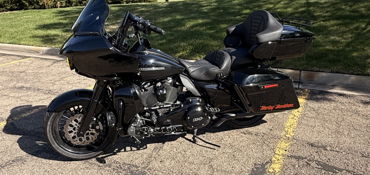 2020 HARLEY-DAVIDSON ROAD GLIDE motorcycle for rent near Louisville, CO