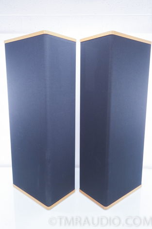 Vandersteen 2Ce Speakers in Factory Boxes with 2Ce Base...
