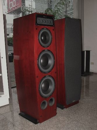 McIntosh LS360 Speakers