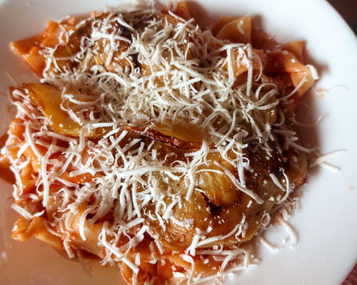 Corsi di cucina Belpasso: Impara le ricette tipiche ai piedi dell'Etna 