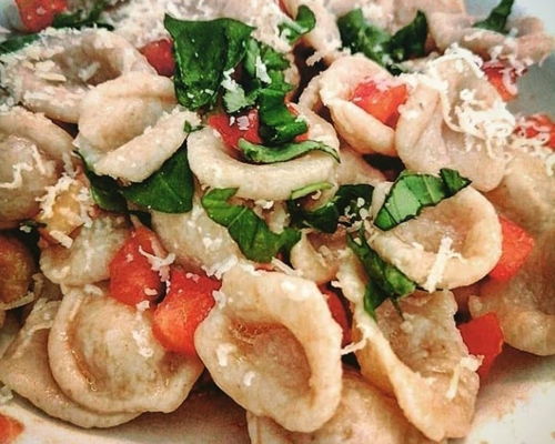 Cooking classes Acquaviva delle Fonti: Orecchiette, focaccia and tiramisu: 100% Apulian experience