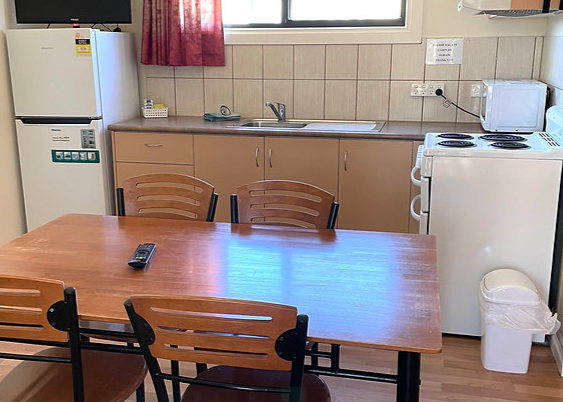 Cowell Cabin Accommodation - Image 3