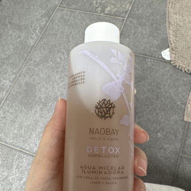 Illuminating Micellar Water