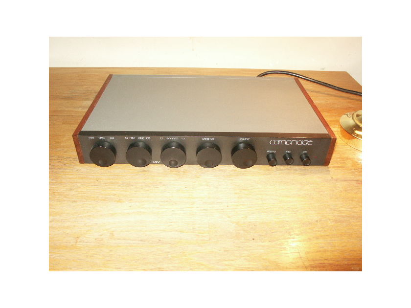 CAMBRIDGE PREAMPLIFIER MODEL C75  MADE IN ENGLAND FULL FUNCTION PREAMP + MM/MC