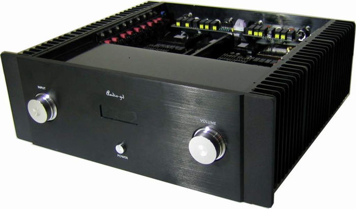 Audio-gd C-400
