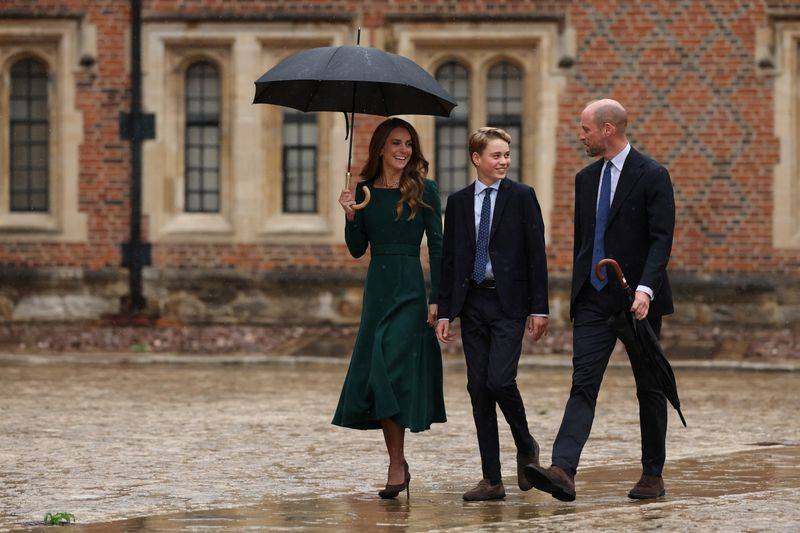 Image may contain: Prince George of Cambridge, Prince William, Duke of Cambridge, Person, Adult, Clothing, and Pants