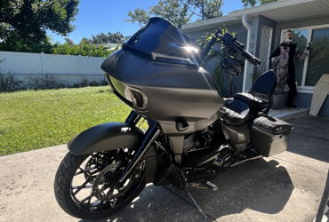 2019 HARLEY-DAVIDSON FLTRXS ROAD GLIDE SPECIAL motorcycle for rent near St. Petersburg, FL