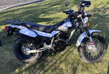 2015 YAMAHA TW200 motorcycle for rent near Bend, OR