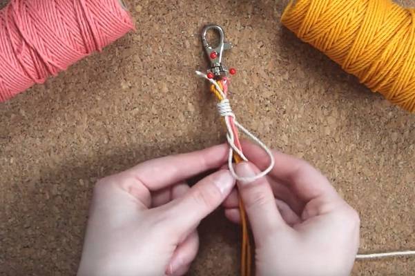 DIY face mask holder lanyard tutorial image 8