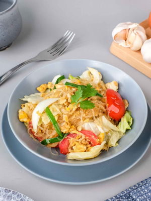 Stir-Fried Glass Noodles with Eggs  ผัดวุ้นเส้น (Pad Woon Sen) Recipe