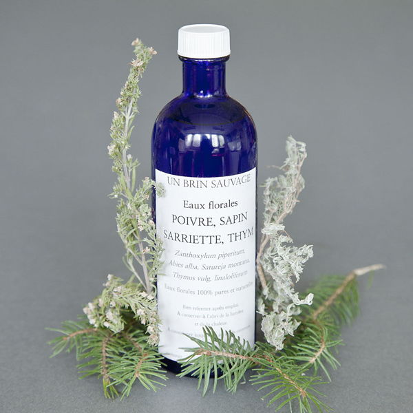 eau-florale-de-sarriette-thym-poivre-et-sapin
