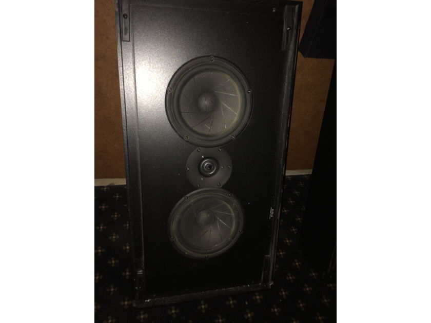 Triad Speakers Gold Monitor In Wall Set of 3 (Left, Center, Right) INWALL/6