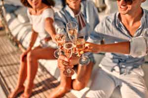 Tour "1,5-hour Evening Sightseeing Cruise with Unlimited Prosecco" - review photo 1