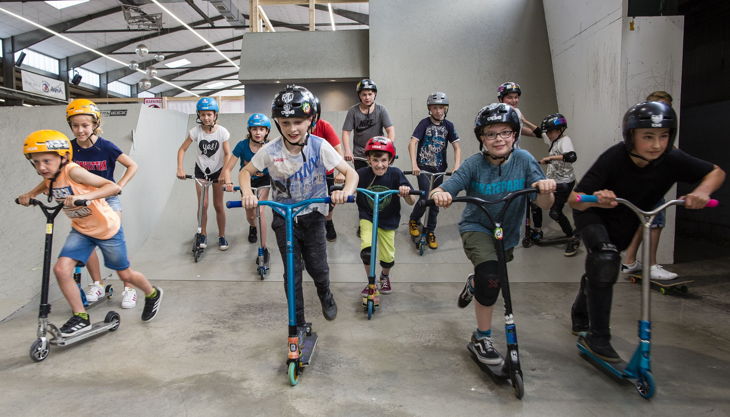 playground skatehalle aurich in action rz