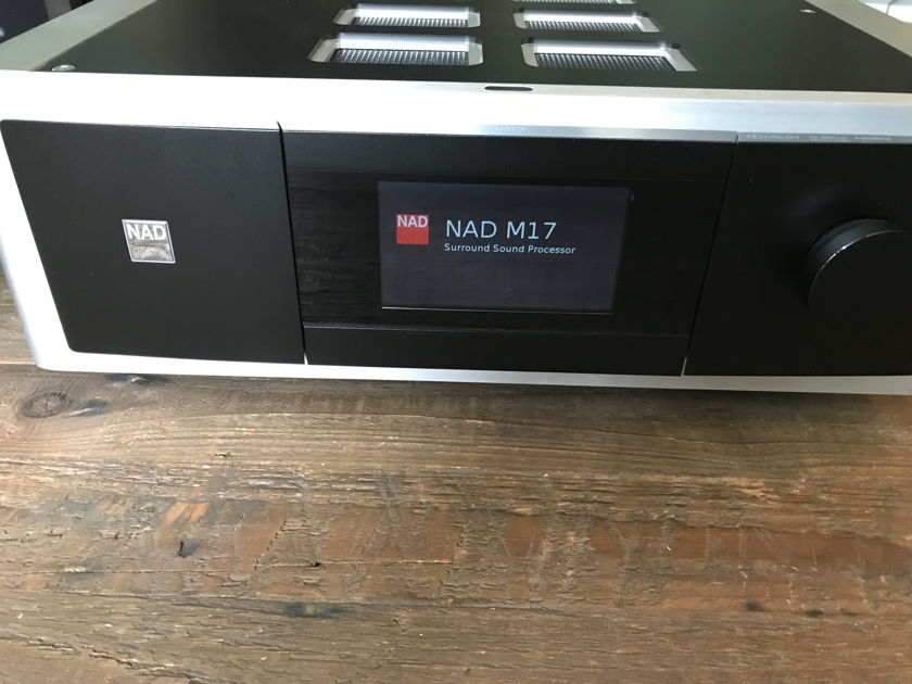 NAD  Masters Series M17 AV Surround Processor