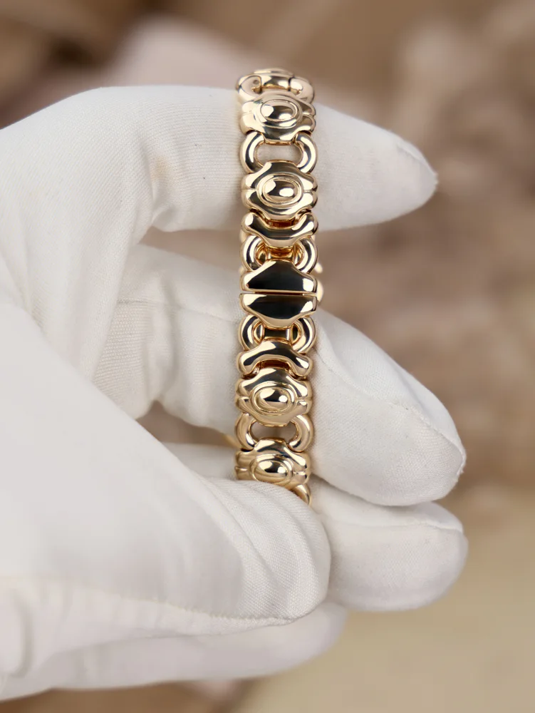 With diamond bezel and bracelet 1993 Box and Papers