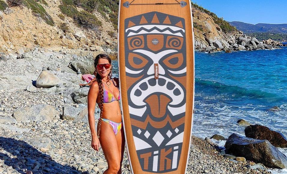 SUP paddle board is lightweight for woman to lift in Canada