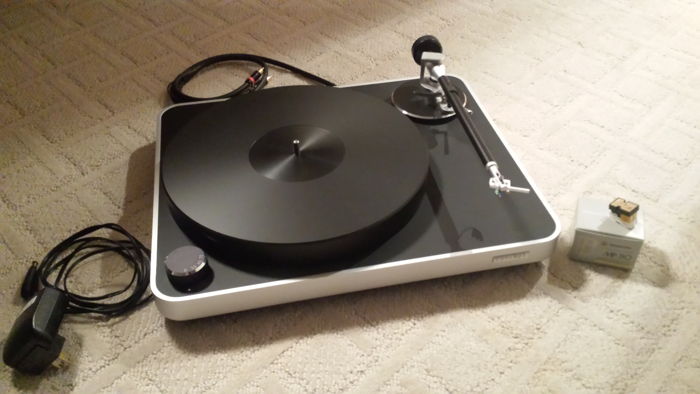 Clearaudio Concept Turntable